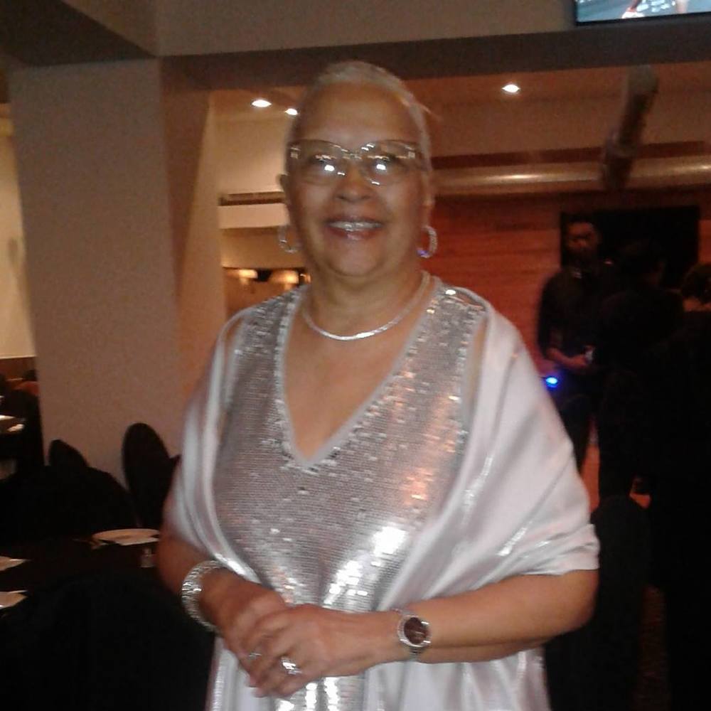 Meet your Posher, Clo